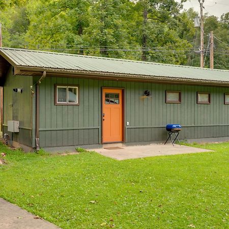 Peaceful Cabin About 9 Mi To Worlds End State Park! Villa Hillsgrove ภายนอก รูปภาพ