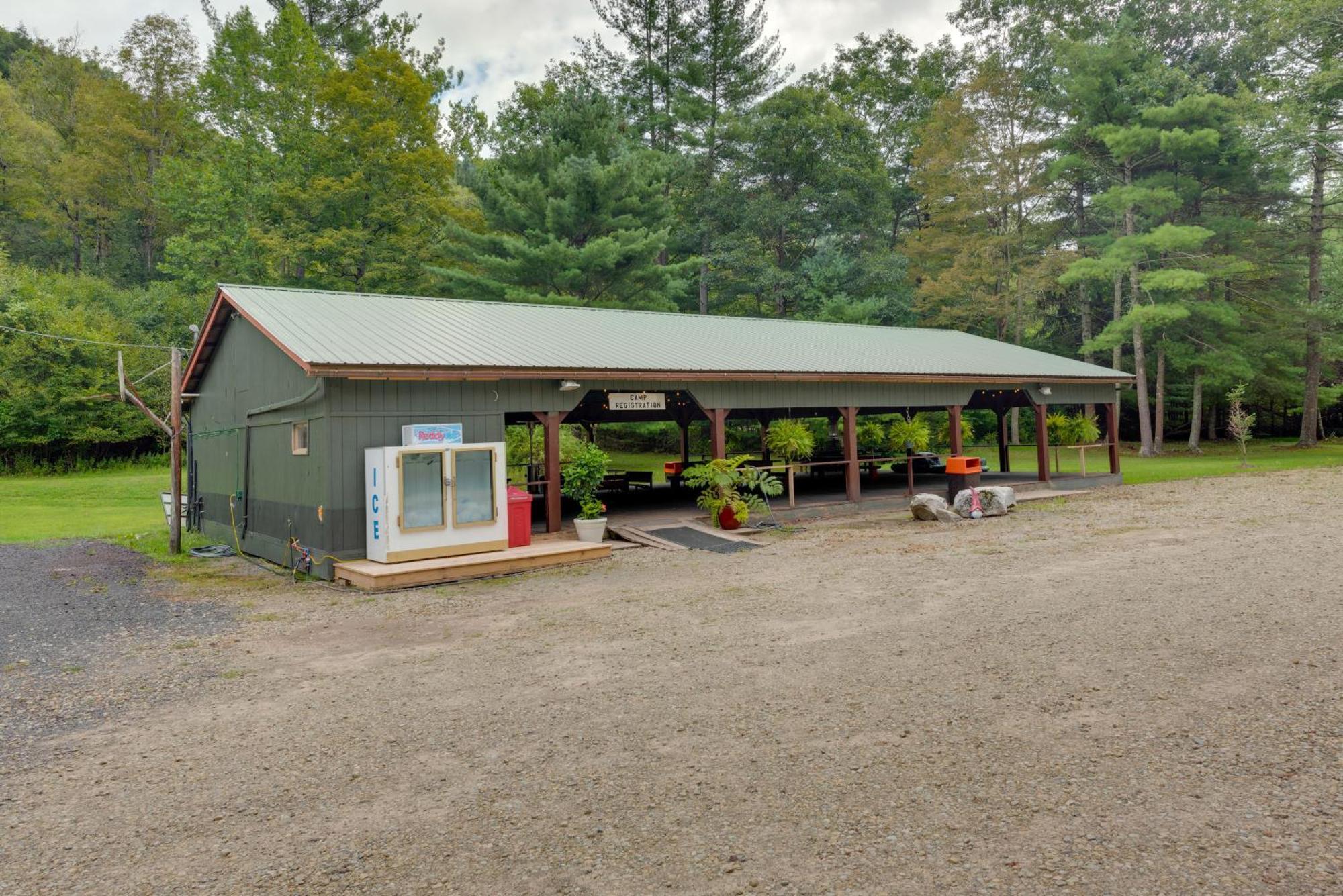 Peaceful Cabin About 9 Mi To Worlds End State Park! Villa Hillsgrove ภายนอก รูปภาพ